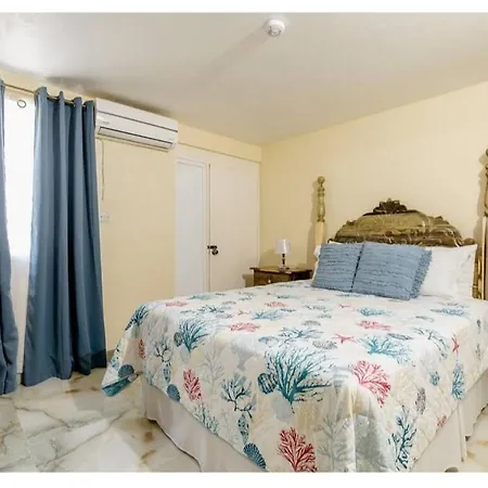 Irie Getaway 3 Bedroom 3 Bathroom